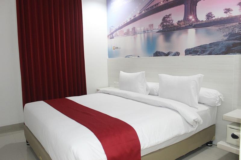 The Win Hotel Surabaja Zewnętrze zdjęcie